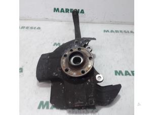 Gebruikte Asschenkel rechts-voor Alfa Romeo 159 (939AX) 2.2 JTS 16V Prijs € 39,99 Margeregeling aangeboden door Maresia Parts