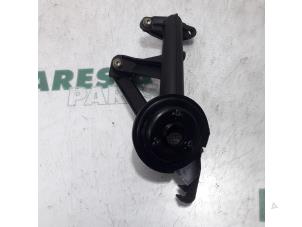 Gebruikte Oliepomp Peugeot 207/207+ (WA/WC/WM) 1.6 HDi 16V Prijs € 20,00 Margeregeling aangeboden door Maresia Parts
