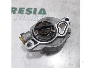 Gebruikte Vacuumpomp (Diesel) Peugeot Partner (GC/GF/GG/GJ/GK) 1.6 HDI 75 16V Prijs € 50,00 Margeregeling aangeboden door Maresia Parts