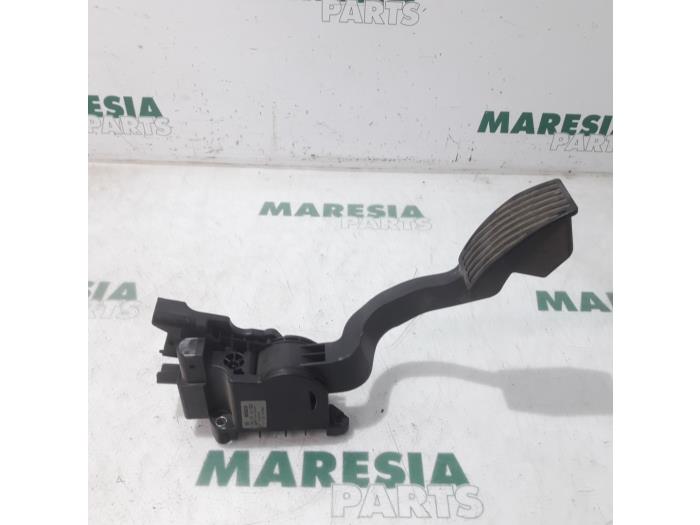 Gebruikte Gaspedaalpositie Sensor Peugeot Bipper Tepee (AJ) 1.4 Prijs € 60,50 Inclusief btw aangeboden door Maresia Parts
