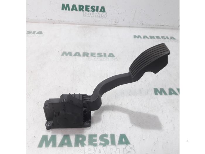 Gebruikte Gaspedaalpositie Sensor Fiat Punto Evo (199) 1.3 JTD Multijet 85 16V Euro 5 Prijs € 15,00 Margeregeling aangeboden door Maresia Parts