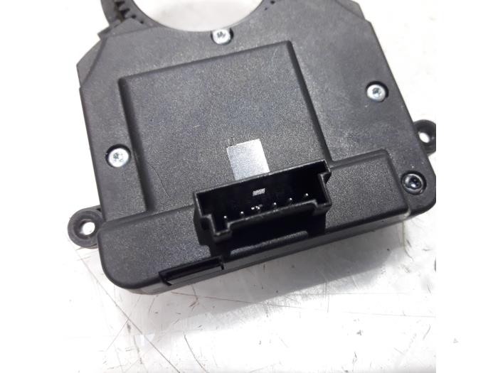 Stuurhoek sensor van een Fiat Qubo 1.3 D 16V Multijet 2011