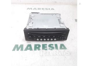 Gebruikte Radio CD Speler Citroen C4 Picasso (UD/UE/UF) 1.6 HDiF 16V 110 Prijs € 60,00 Margeregeling aangeboden door Maresia Parts