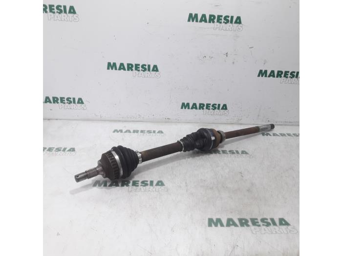 PEUGEOT Front Right Driveshaft 32731H 19523365