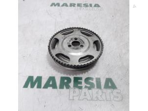 Gebruikte Krukas Poelie Fiat Idea (350AX) 1.4 16V Prijs € 50,00 Margeregeling aangeboden door Maresia Parts