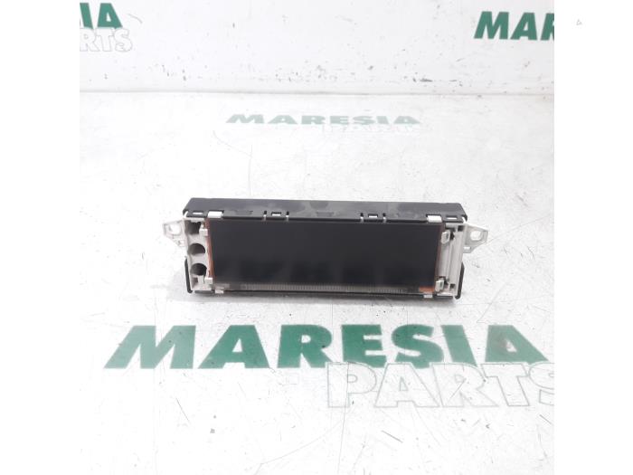 Gebruikte Display Interieur Fiat Scudo (270) 2.0 D Multijet Prijs € 60,50 Inclusief btw aangeboden door Maresia Parts