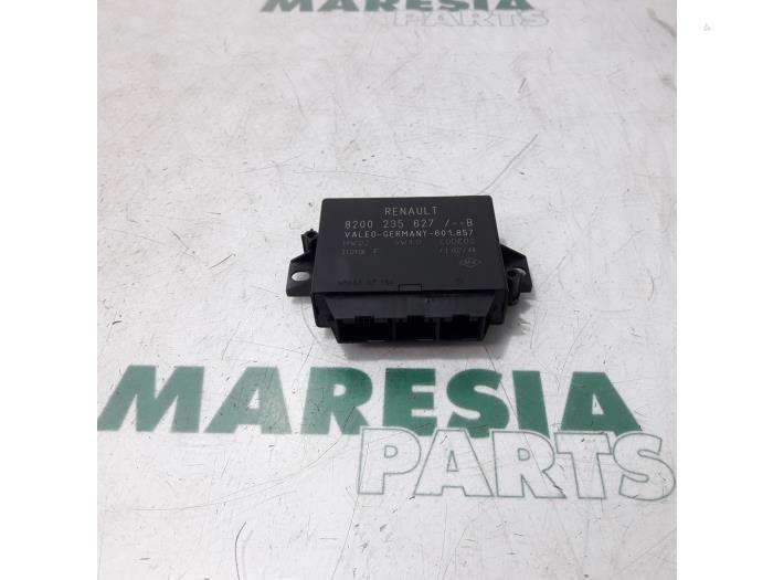 Gebruikte PDC Module Renault Espace (JK) 2.0 16V Turbo Prijs € 40,00 Margeregeling aangeboden door Maresia Parts
