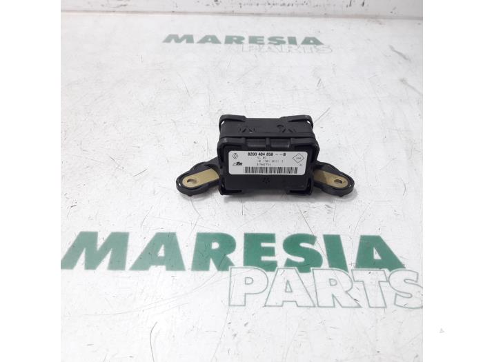 Gebruikte Esp computer Renault Espace (JK) 2.0 16V Turbo Prijs € 105,00 Margeregeling aangeboden door Maresia Parts