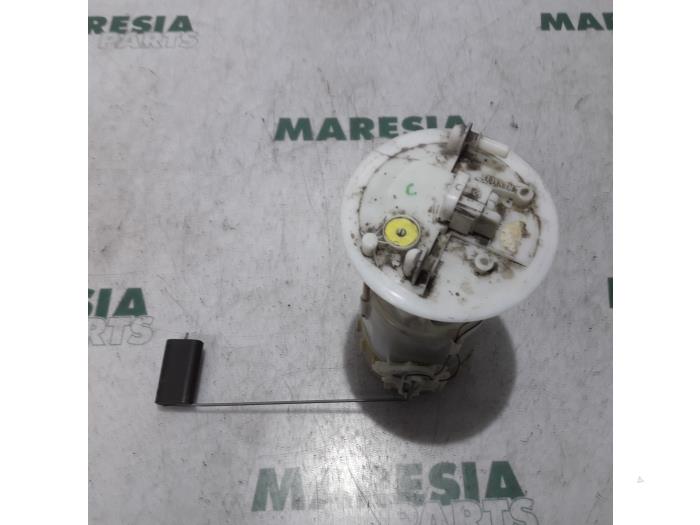 Gebruikte Tank element Pomp Renault Espace (JK) 2.0 16V Turbo Prijs € 35,00 Margeregeling aangeboden door Maresia Parts