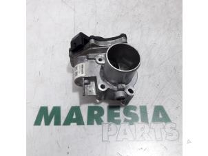 Gebruikte Gasklephuis Renault Master IV (MA/MB/MC/MD/MH/MF/MG/MH) 2.3 dCi 16V Prijs € 171,52 Inclusief btw aangeboden door Maresia Parts
