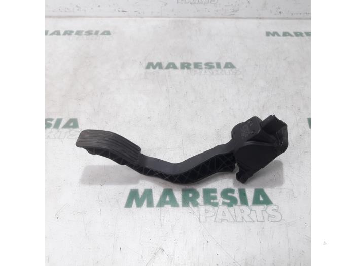 Gebruikte Gaspedaalpositie Sensor Peugeot 207 SW (WE/WU) 1.6 HDi 16V Prijs € 25,00 Margeregeling aangeboden door Maresia Parts