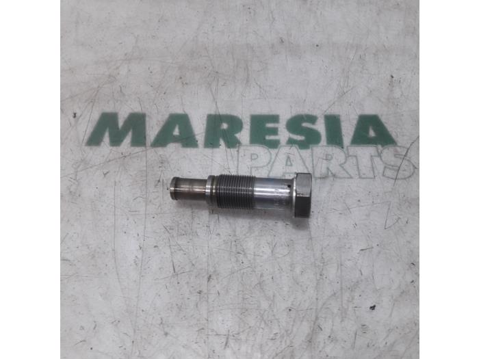 Gebruikte Spanrol Distributieriem Peugeot 207 CC (WB) 1.6 16V Prijs € 15,00 Margeregeling aangeboden door Maresia Parts