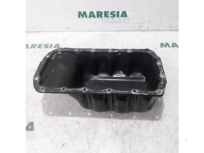 Gebruikte Carterpan Peugeot 207 CC (WB) 1.6 16V Prijs € 24,99 Margeregeling aangeboden door Maresia Parts
