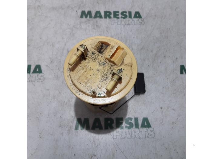 Gebruikte Tank element Pomp Fiat Panda (169) 1.3 JTD 16V Multijet Prijs € 35,00 Margeregeling aangeboden door Maresia Parts