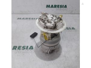 Gebruikte Tank element Pomp Peugeot 206 (2A/C/H/J/S) 1.4 XR,XS,XT,Gentry Prijs € 20,00 Margeregeling aangeboden door Maresia Parts