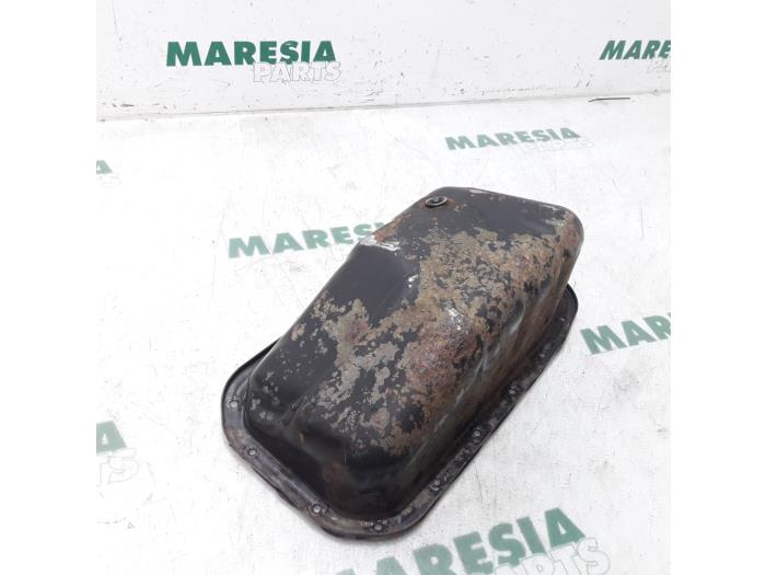 Gebruikte Carterpan Renault Twingo (C06) 1.2 16V Quickshift Prijs € 35,00 Margeregeling aangeboden door Maresia Parts