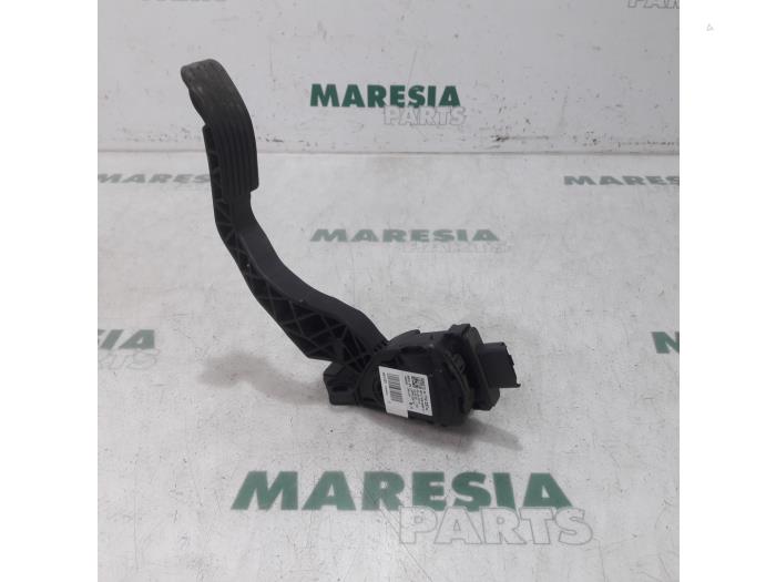 Gebruikte Sensor Gaspedaalpositie Peugeot 208 I (CA/CC/CK/CL) 1.0 Vti 12V PureTech Prijs € 20,00 Margeregeling aangeboden door Maresia Parts