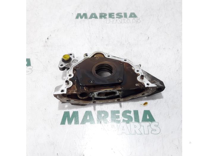 Gebruikte Oliepomp Citroen Xsara Picasso (CH) 1.8 16V Prijs € 50,00 Margeregeling aangeboden door Maresia Parts