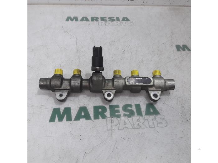 Gebruikte Common rail (Injectie) Lancia Lybra SW 1.9 JTD Prijs € 105,00 Margeregeling aangeboden door Maresia Parts