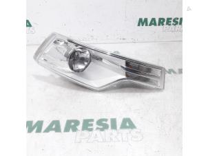 Gebruikte Mistlamp rechts-voor Citroen C5 III Tourer (RW) 2.0 HDiF 16V Prijs € 40,00 Margeregeling aangeboden door Maresia Parts
