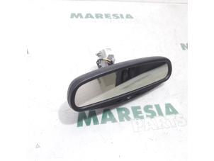 Gebruikte Binnenspiegel Citroen C5 III Tourer (RW) 2.0 HDiF 16V Prijs € 25,00 Margeregeling aangeboden door Maresia Parts