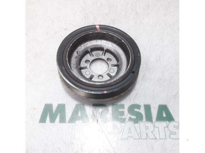 Gebruikte Poelie Krukas Peugeot 208 I (CA/CC/CK/CL) 1.0 Vti 12V PureTech Prijs € 19,95 Margeregeling aangeboden door Maresia Parts