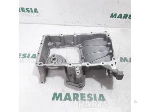 Gebruikte Carterpan Peugeot 208 I (CA/CC/CK/CL) 1.0 Vti 12V PureTech Prijs € 49,00 Margeregeling aangeboden door Maresia Parts