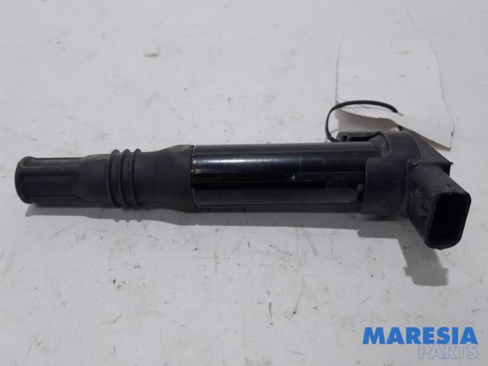 Gebruikte Bobine Peugeot 208 I (CA/CC/CK/CL) 1.0 Vti 12V PureTech Prijs € 10,00 Margeregeling aangeboden door Maresia Parts
