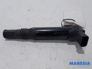 Gebruikte Bobine Peugeot 208 I (CA/CC/CK/CL) 1.0 Vti 12V PureTech Prijs € 10,00 Margeregeling aangeboden door Maresia Parts