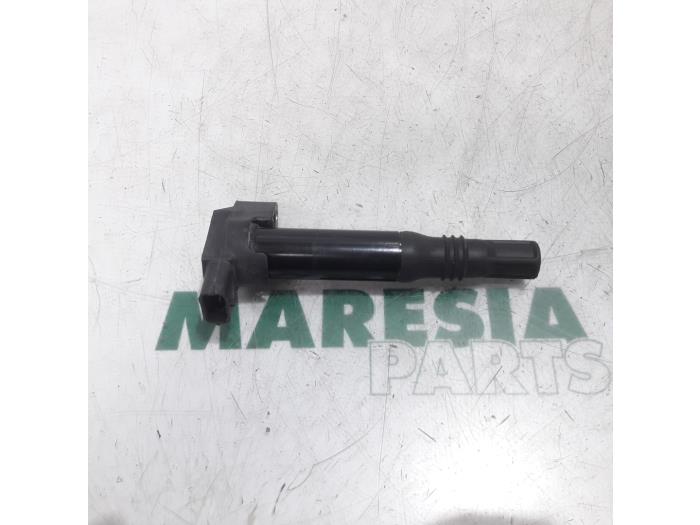 Gebruikte Bobine Peugeot 208 I (CA/CC/CK/CL) 1.0 Vti 12V PureTech Prijs € 10,00 Margeregeling aangeboden door Maresia Parts