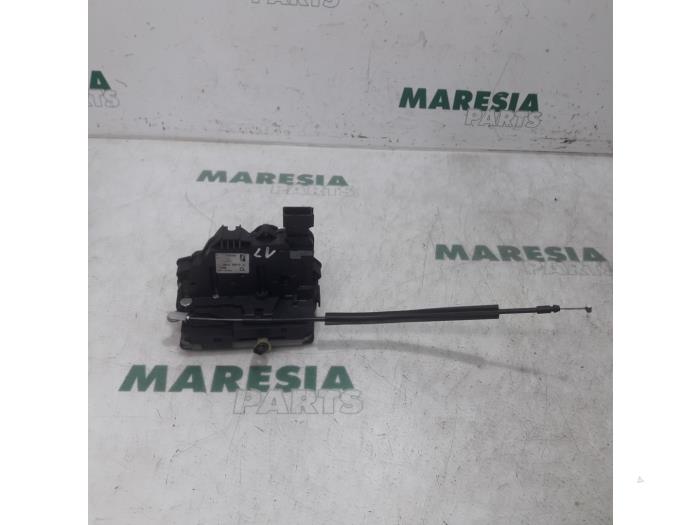 Febi Bilstein Deurslot voor o.a. Vw, Skoda, Seat - 172117, 4054224721179 Febi Bilstein Deurslot voor o.a. Vw, Skoda, Seat - 172117, 4054224721179