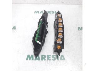 Gebruikte Daglamp links Citroen DS5 (KD/KF) 2.0 165 HYbrid4 16V Prijs € 50,00 Margeregeling aangeboden door Maresia Parts