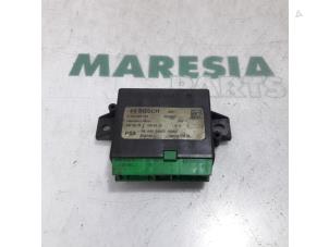 Gebruikte Module PDC Citroen DS5 (KD/KF) 2.0 165 HYbrid4 16V Prijs € 35,00 Margeregeling aangeboden door Maresia Parts