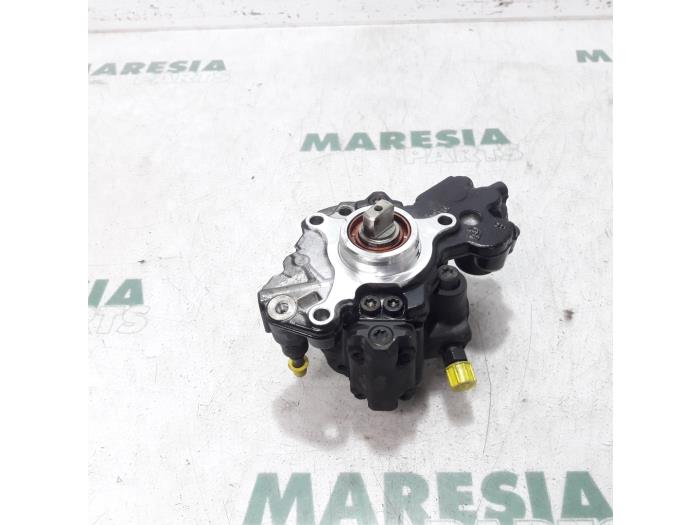 Gebruikte Brandstofpomp Mechanisch Citroen DS5 (KD/KF) 2.0 165 HYbrid4 16V Prijs € 210,00 Margeregeling aangeboden door Maresia Parts