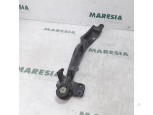 Gebruikte Subframe Peugeot 508 SW (8E/8U) 1.6 HDiF 16V Prijs € 35,00 Margeregeling aangeboden door Maresia Parts