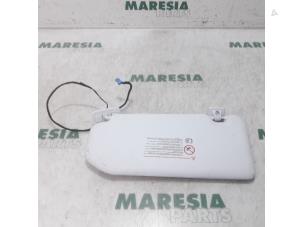 Gebruikte Zonneklep Peugeot 508 SW (8E/8U) 1.6 HDiF 16V Prijs € 35,00 Margeregeling aangeboden door Maresia Parts