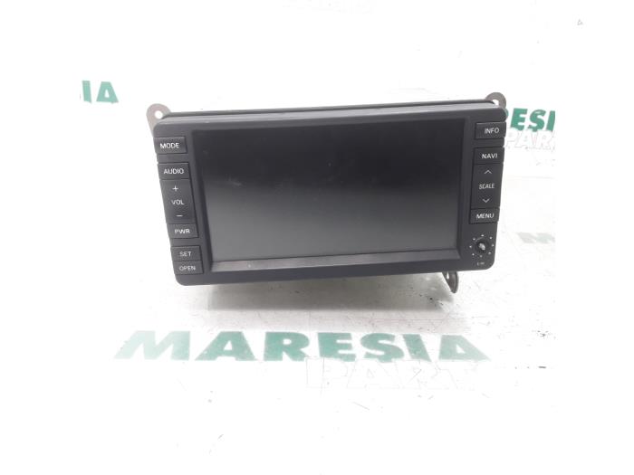 CITROËN C-Crosser 1 generation (2007-2013) Music Player Without GPS 8750A139 25167904