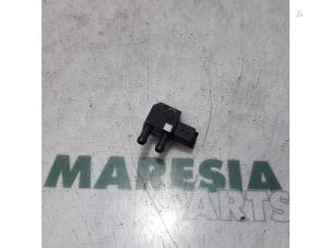 Gebruikte Roetfilter sensor Citroen C4 Grand Picasso (3A) 1.6 HDiF 115 Prijs € 25,00 Margeregeling aangeboden door Maresia Parts