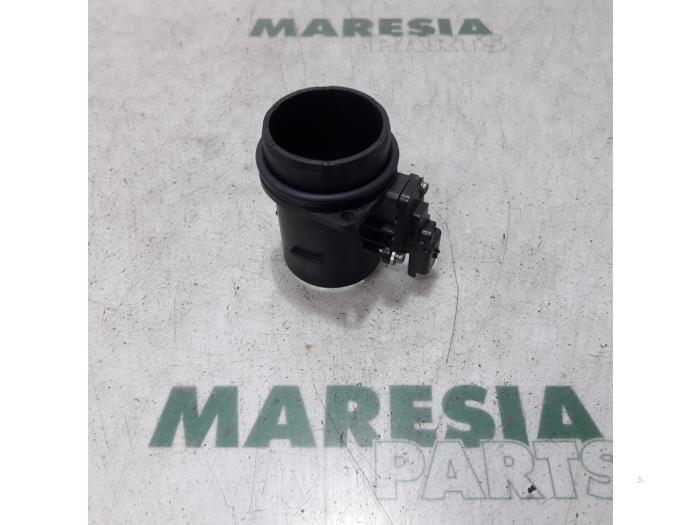 Gebruikte Luchthoeveelheidsmeter Citroen C4 Grand Picasso (3A) 1.6 HDiF 115 Prijs € 20,00 Margeregeling aangeboden door Maresia Parts