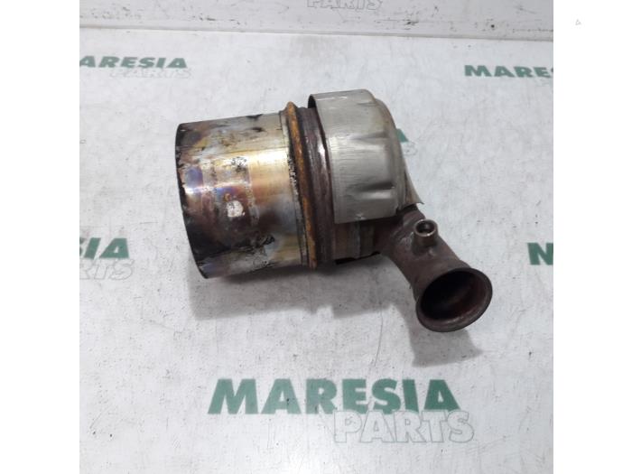 Gebruikte Roetfilter Citroen C4 Grand Picasso (3A) 1.6 HDiF 115 Prijs € 210,00 Margeregeling aangeboden door Maresia Parts