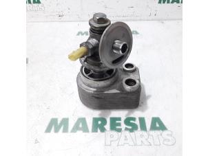 Gebruikte Oliekoeler Renault Megane III Grandtour (KZ) 1.5 dCi 90 Prijs € 50,00 Margeregeling aangeboden door Maresia Parts