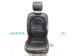 Gebruikte Voorstoel links Citroen C6 (TD) 2.7 HDiF V6 24V Prijs € 236,25 Margeregeling aangeboden door Maresia Parts
