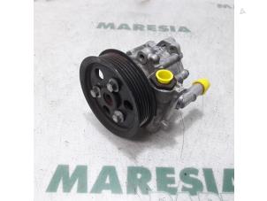 Gebruikte Pomp Servo Citroen C6 (TD) 2.7 HDiF V6 24V Prijs € 105,00 Margeregeling aangeboden door Maresia Parts