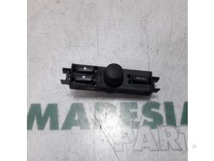 Gebruikte Schakelaar Citroen C6 (TD) 2.7 HDiF V6 24V Prijs € 75,00 Margeregeling aangeboden door Maresia Parts