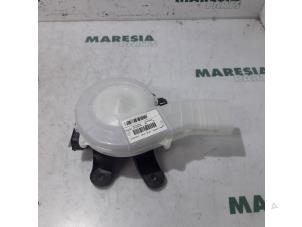 Gebruikte Blower Citroen C4 Grand Picasso (3A) 1.6 HDiF 115 Prijs € 35,00 Margeregeling aangeboden door Maresia Parts