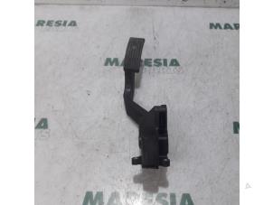 Gebruikte Sensor Gaspedaalpositie Fiat Ducato (250) 2.0 D 115 Multijet Prijs € 60,50 Inclusief btw aangeboden door Maresia Parts