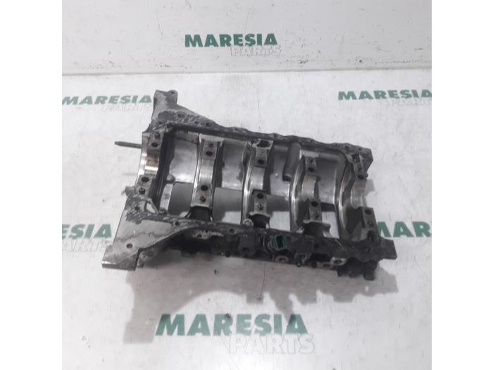 Gebruikte Carterpan Peugeot Partner Tepee (7A/B/C/D/E/F/G/J/P/S) 1.6 HDiF 90 16V Phase 1 Prijs € 90,75 Inclusief btw aangeboden door Maresia Parts