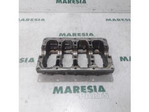 Gebruikte Carterpan Fiat Bravo (198A) 1.4 16V Prijs € 50,00 Margeregeling aangeboden door Maresia Parts