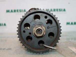 Gebruikte Brandstofpomp Mechanisch Lancia Lybra SW 1.9 JTD Prijs € 65,00 Margeregeling aangeboden door Maresia Parts