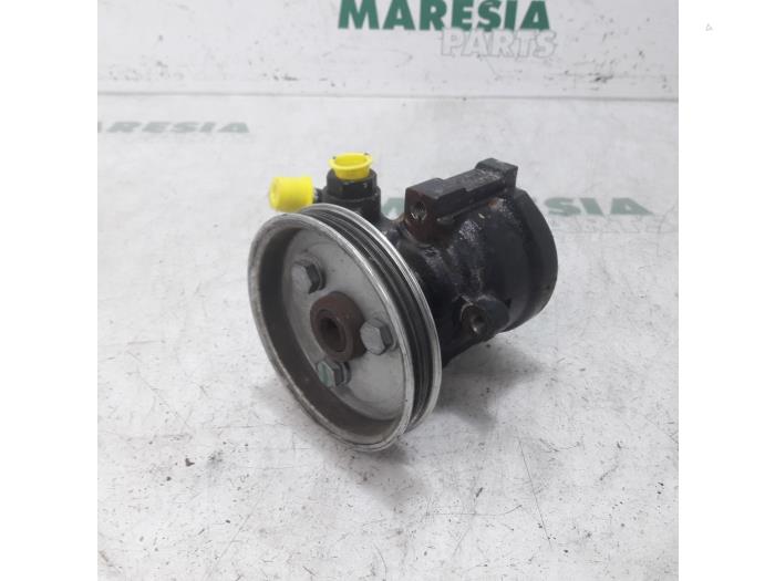 Gebruikte Servopomp Fiat Doblo (263) 1.4 16V Prijs € 85,00 Margeregeling aangeboden door Maresia Parts
